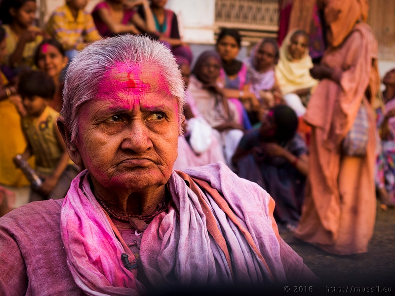 20160321 HOLI @ INDIA c2016 Stephan Mussil NR 416 .jpg