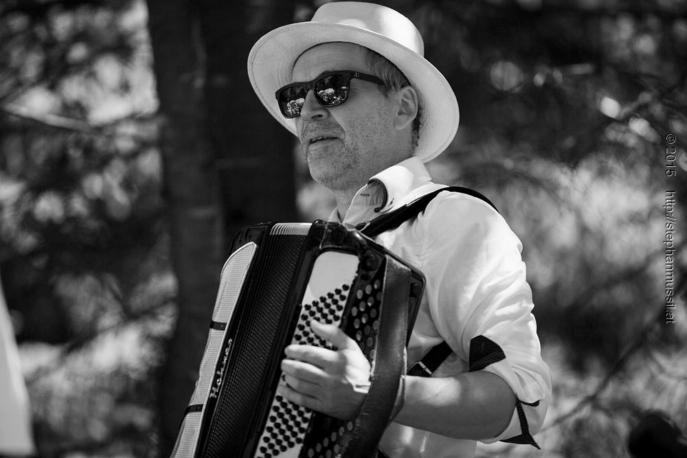 SCHRAMMELKLANG @ LITSCHAU 20150711 c2015 www.stephanmussil.at NR 218 L.jpg