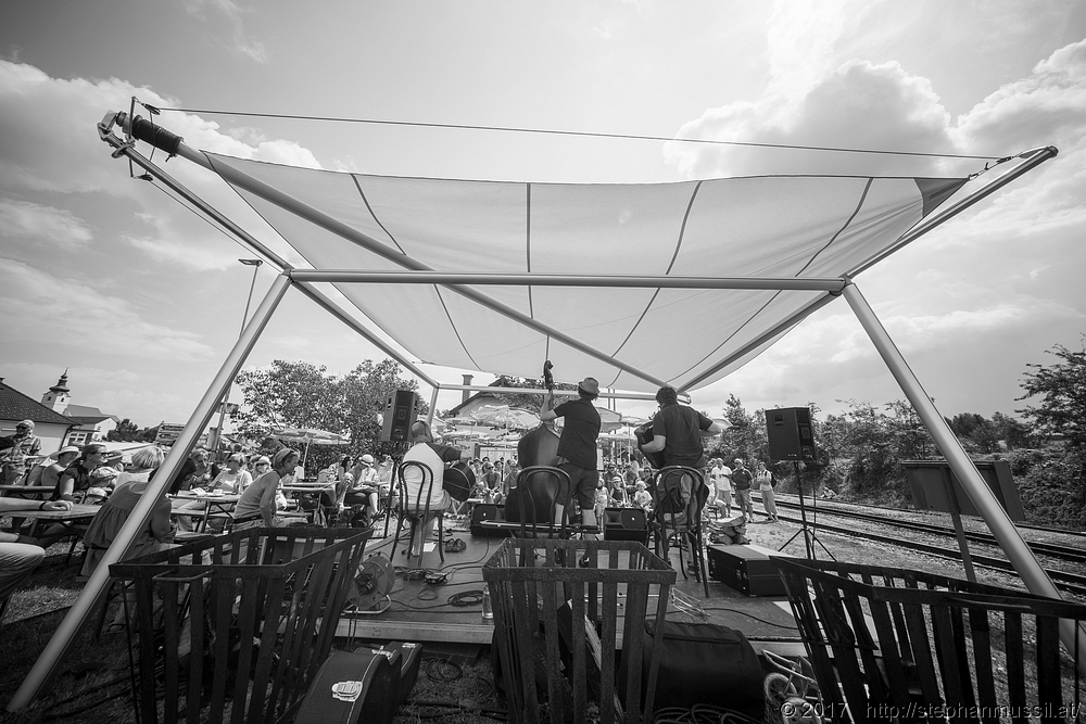20170709 Schrammelklang @ Litschau c2017 Stephan Mussil 239 sw.jpg