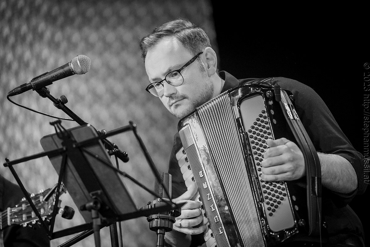 20230708 SCHRAMMELKLANG WE1 @ LITSCHAU (c) 2023 www.mussil.eu 005 2.2K BW.jpg