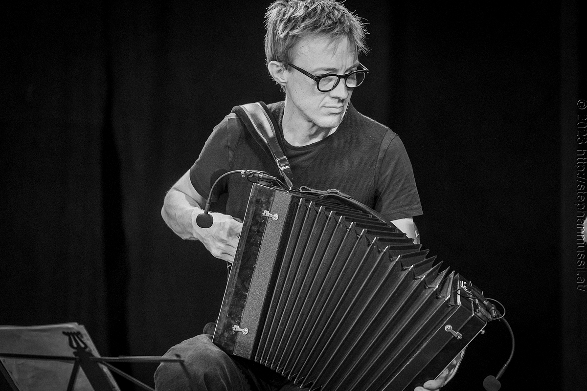 20230708 SCHRAMMELKLANG WE1 @ LITSCHAU (c) 2023 www.mussil.eu 022 2.2K BW.jpg