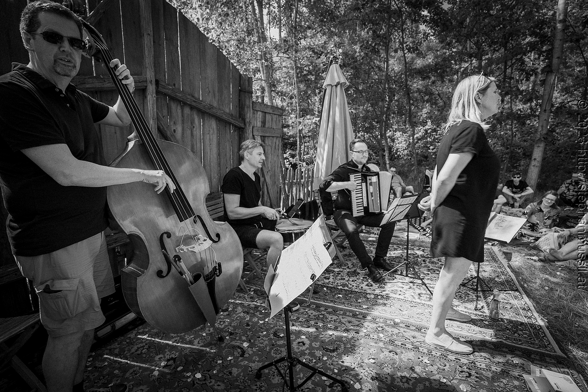 20230708 SCHRAMMELKLANG WE1 @ LITSCHAU (c) 2023 www.mussil.eu 086 2.2K BW.jpg