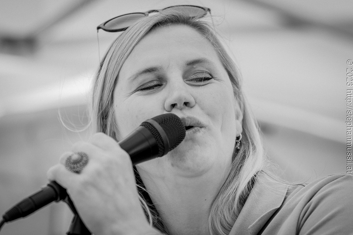20230709 SCHRAMMELKLANG @ LITSCHAU (c) 2023 www.mussil.eu 011 2.2K BW.jpg