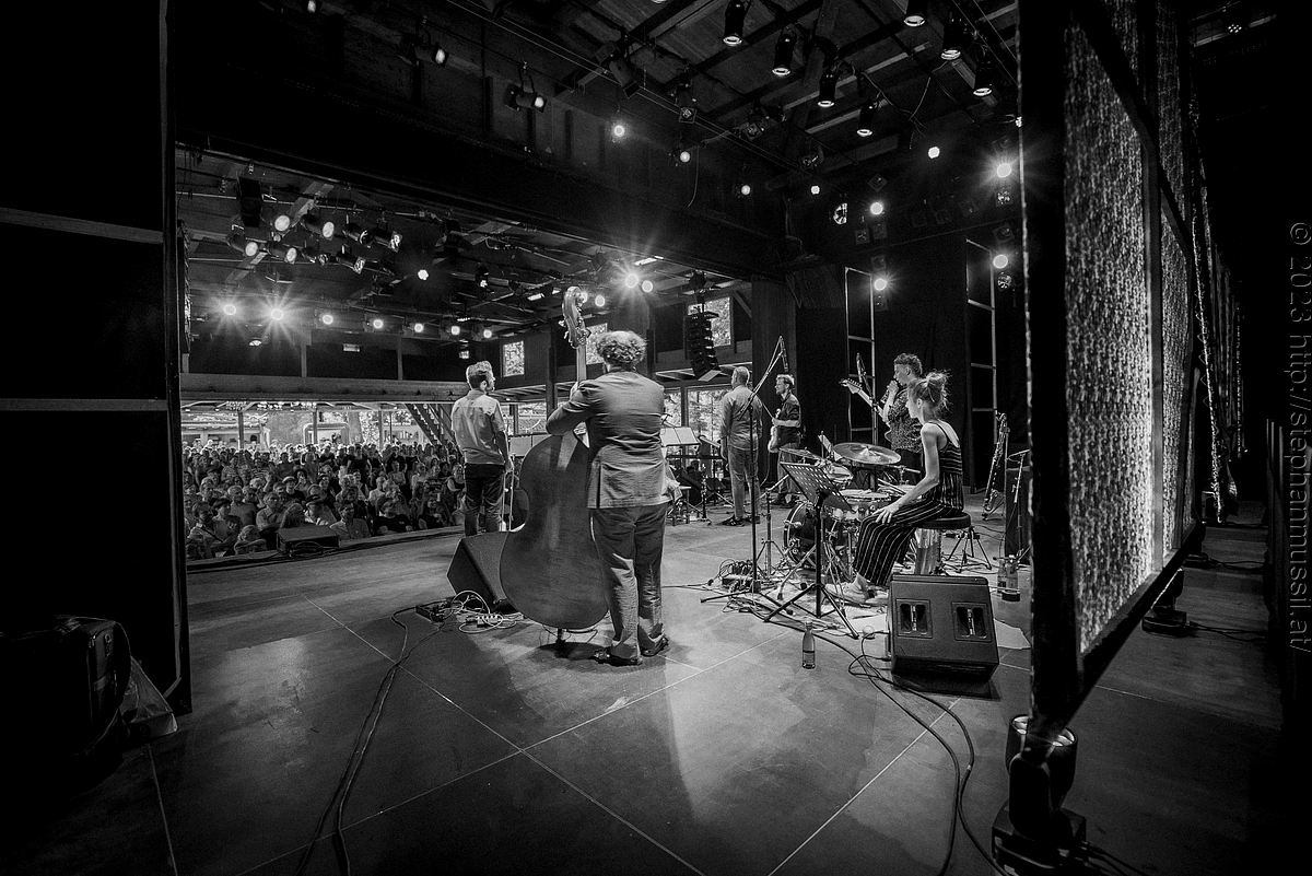 20230709 SCHRAMMELKLANG @ LITSCHAU (c) 2023 www.mussil.eu 160 2.2K BW.jpg