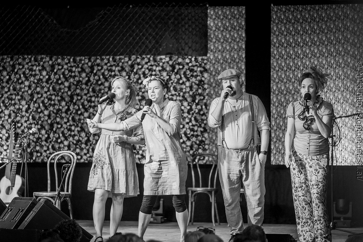 20230716 SCHRAMMELKLANG WE2 @ LITSCHAU c2023 www.mussil.eu 026 2.2K BW.JPG