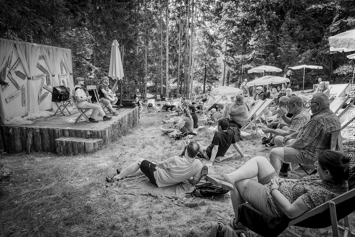 20230716 SCHRAMMELKLANG WE2 @ LITSCHAU c2023 www.mussil.eu 052 2.2K BW.JPG