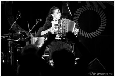 20250711 Großmütterchen Hatz & Löbe  @ www.schrammelklang.at (c) 2025 www.mussil.eu 172 2 BW.jpg