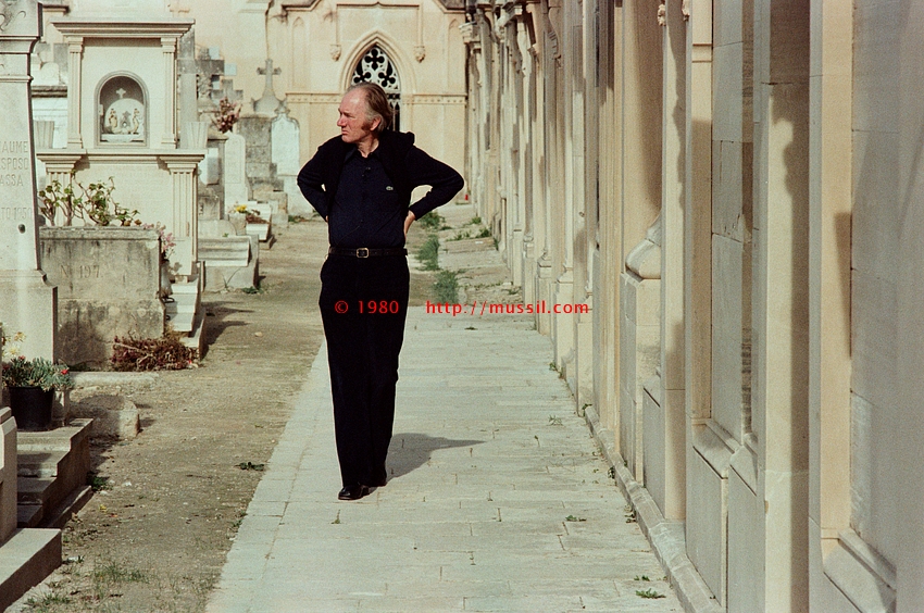 Film9215_01.JPG